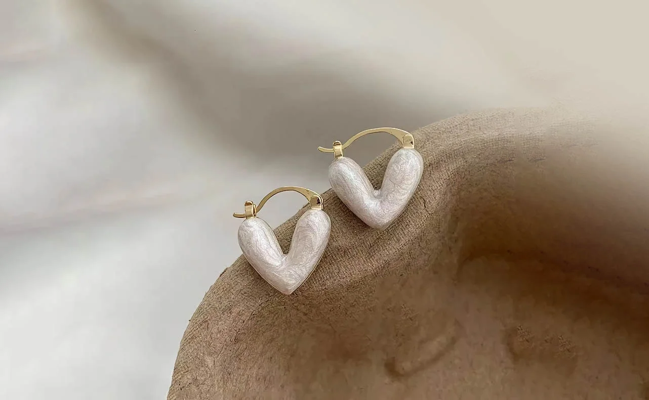 Chic Heart Earrings Gift Ideas